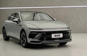 官方降价的新款索纳塔来了，现代要全力反击了？