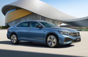 中国人保携手平湖禾众誉德汽车线上团购会