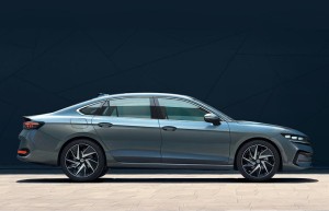 中国人保携手温州市瓯海荣新汽车客户答谢会